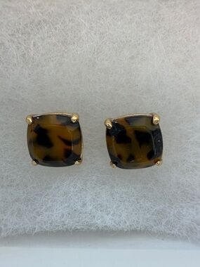 kate spade Tortoiseshell Square Stud Earrings with Gold Trim